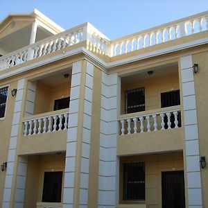 Metro Residences